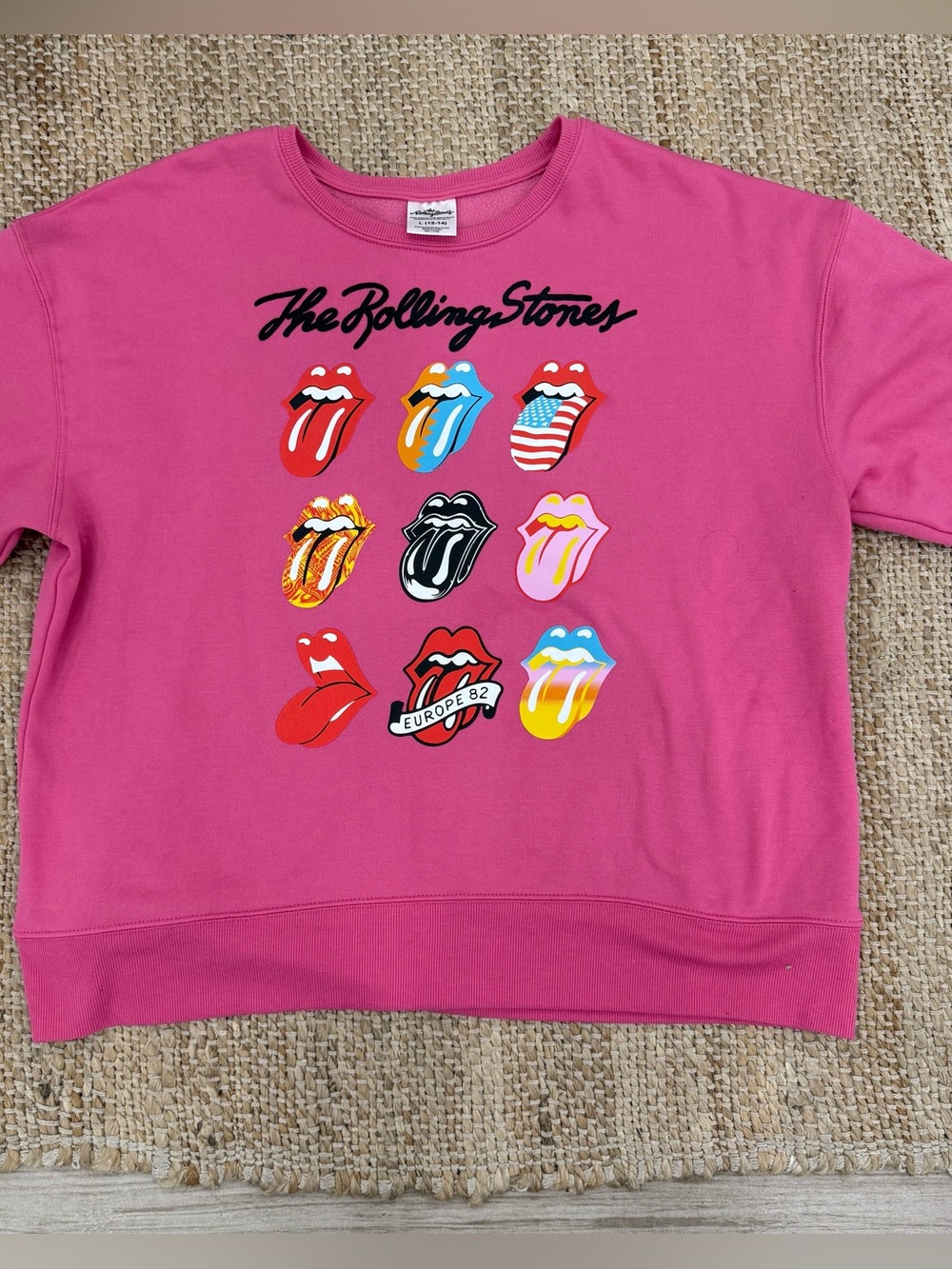 The Rolling Stones Europe ’82 Pink Graphic Crewneck Sweatshirt Multicolor Tongue